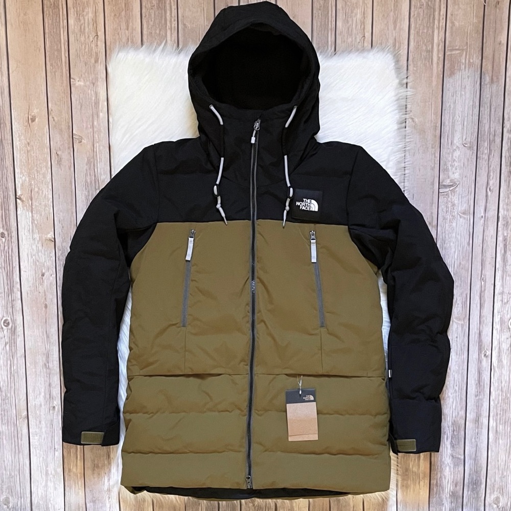 The North Face Women’s Pallie Down Waterproof Ski Jacket In Fir Green - Picture 2 of 10